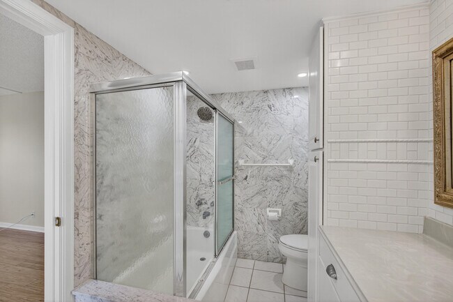 Building Photo - 1071 Sugar Sands Blvd