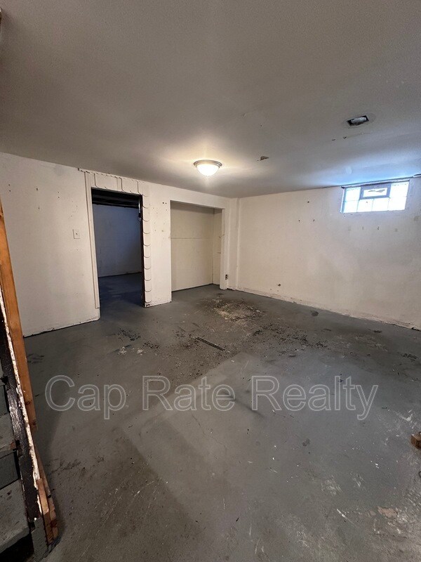 Building Photo - 1648 Smith Rd