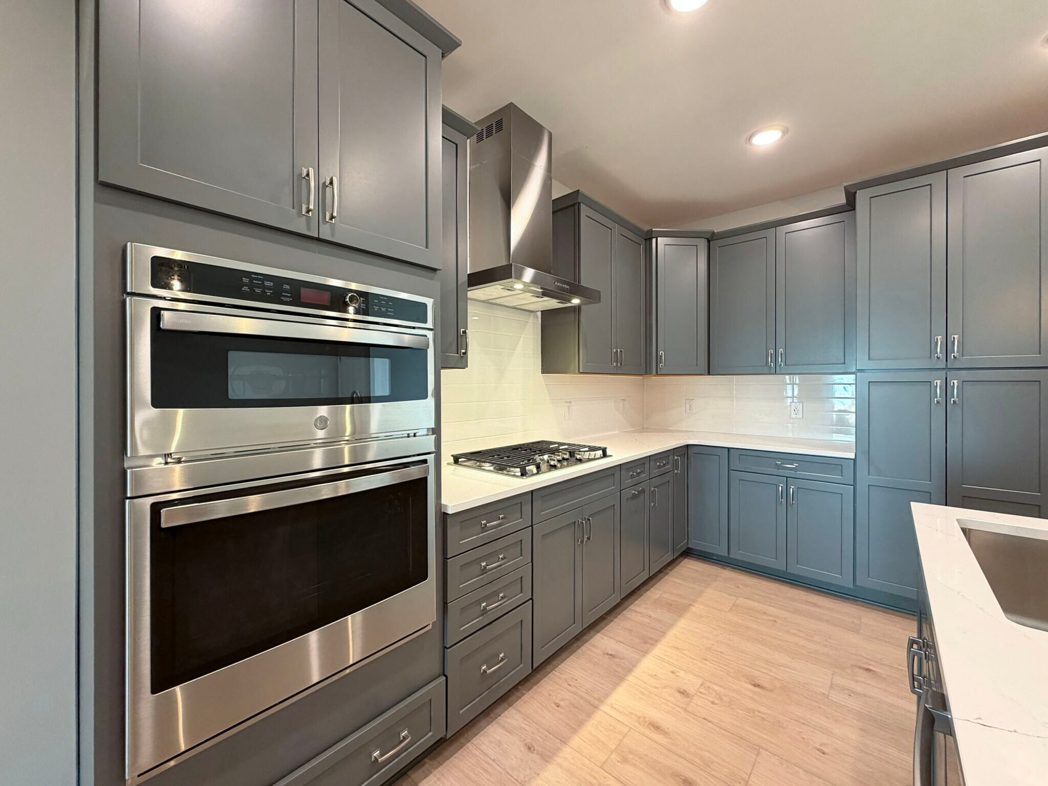 Building Photo - 2459 Englemann Dr