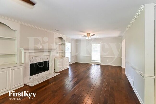 Building Photo - 1217 Pin Pointe Dr