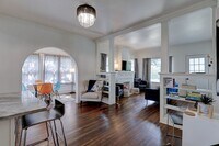Building Photo - Fully Furnished in Owen Park!