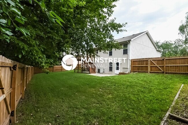 Building Photo - 4 Bedroom Pet-Friendly Home in Kearney, MO with Main Street Renewal