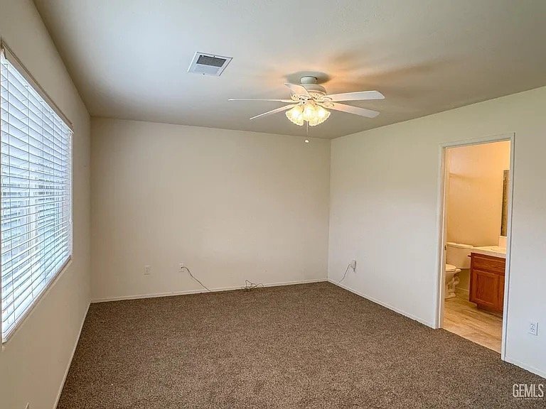 Building Photo - 10217 Polo Saddle Dr