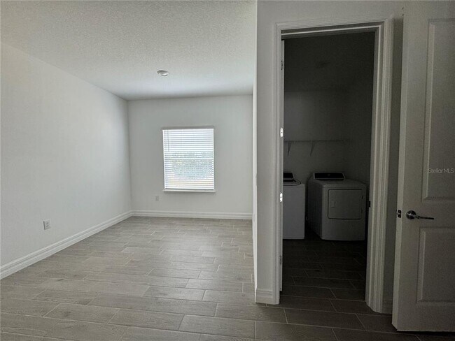 Building Photo - 1308 SE 43rd Rd