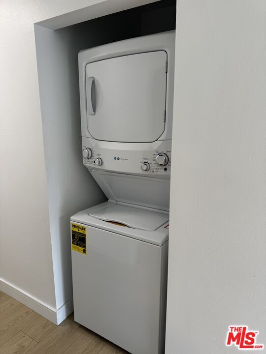 Building Photo - 4013 Walton Ave