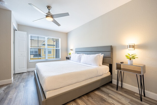 Building Photo - 2620 Lodi Cir