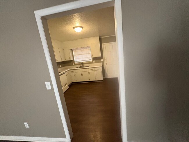 Building Photo - 77 Dolphin Ln