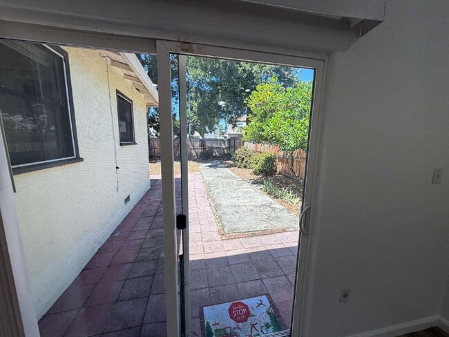 Building Photo - "Charming Concord Retreat: 3-Bedroom, 2-Bath Haven on Bel Air Drive!"