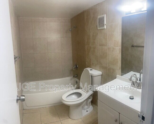 Building Photo - 1752 NW 55th Ave