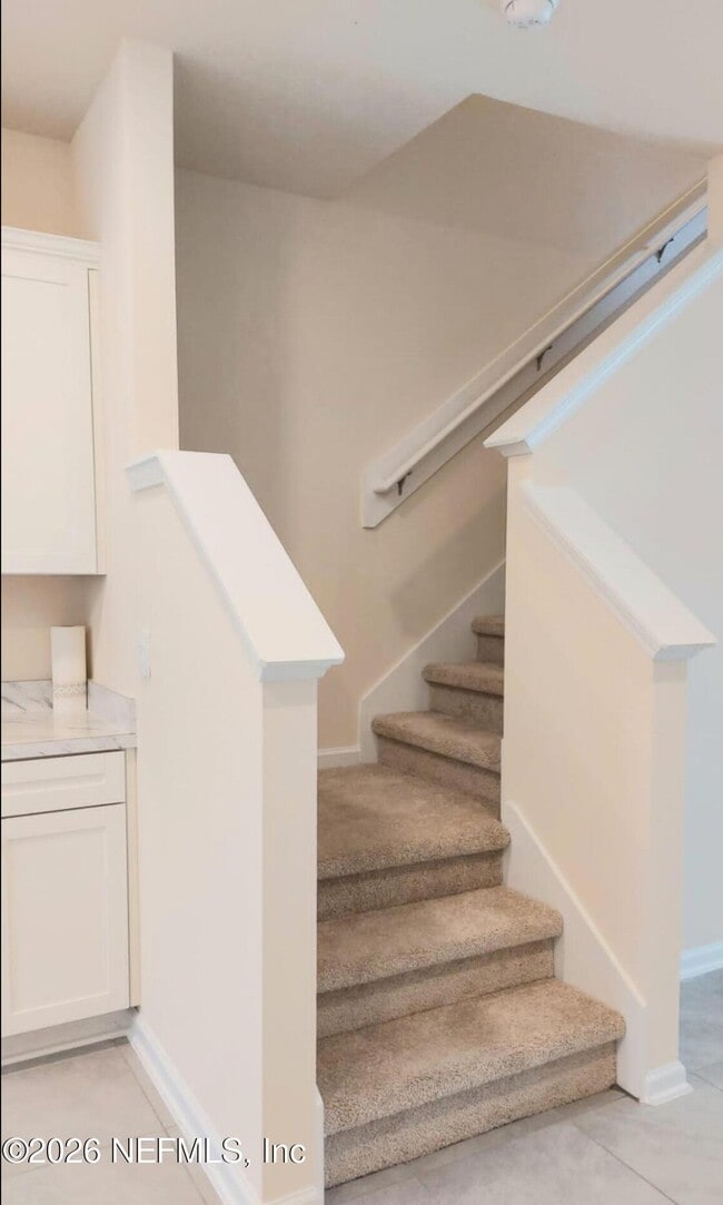 Building Photo - 98 Red House Cir