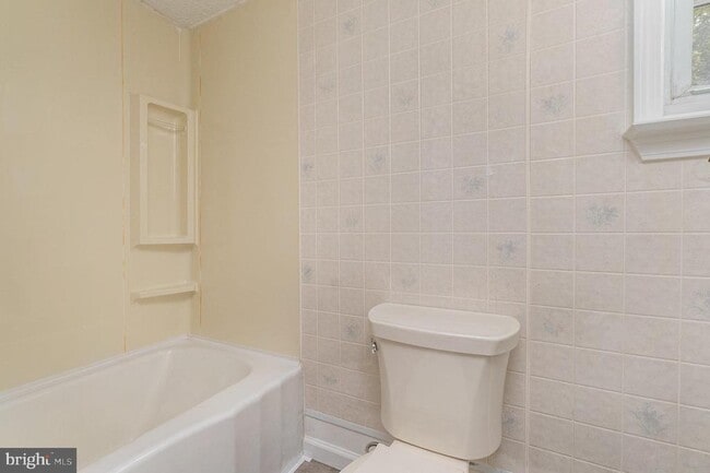 Building Photo - 1320 Conowingo Rd