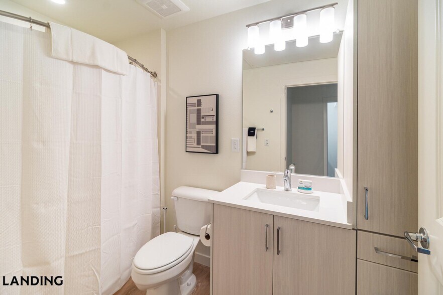 Building Photo - 41545 Ivy St