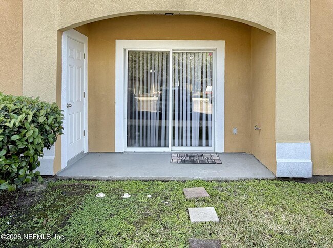 Building Photo - 6880 Skaff Ave