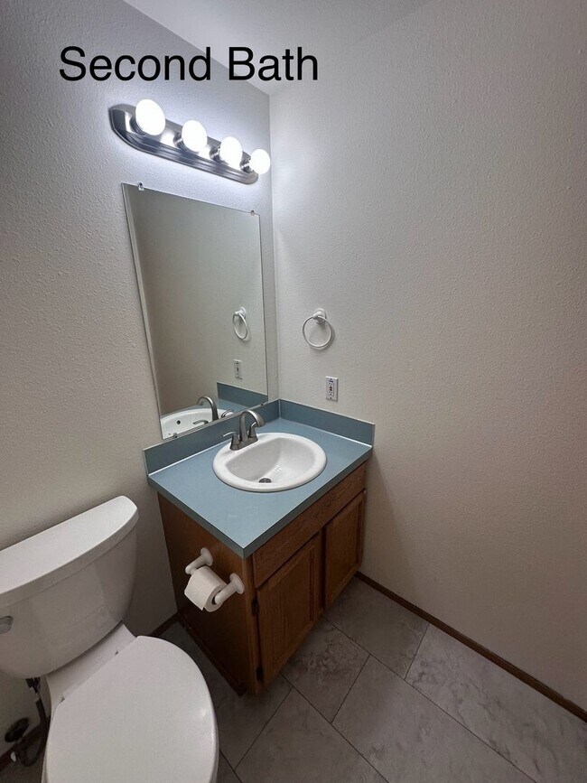 Building Photo - K74-LO Duplex