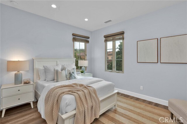 Building Photo - 67 Livia