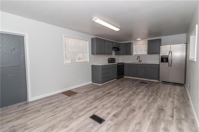 Building Photo - 59441 Pineridge Rd