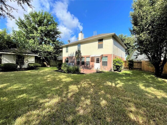 Building Photo - 16002 Speyburn Ct