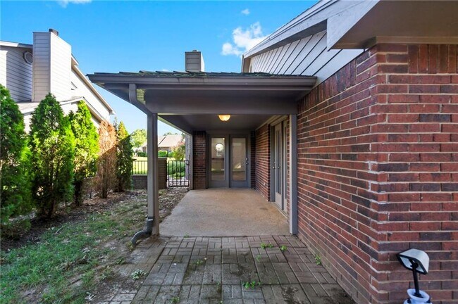 Building Photo - 29 W La Quinta Ct