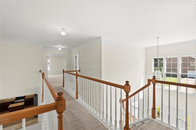 Building Photo - 1440 Grovehurst Dr