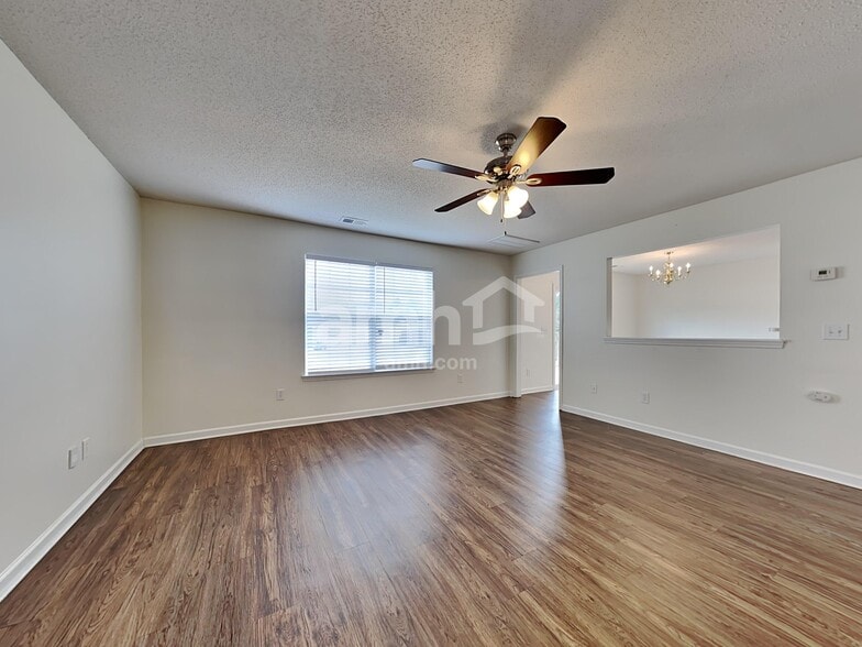 Building Photo - 3550 Galaxy Rd