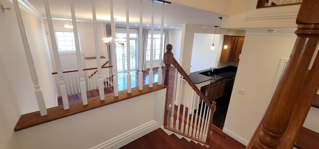 Building Photo - 9 McMartin Ct