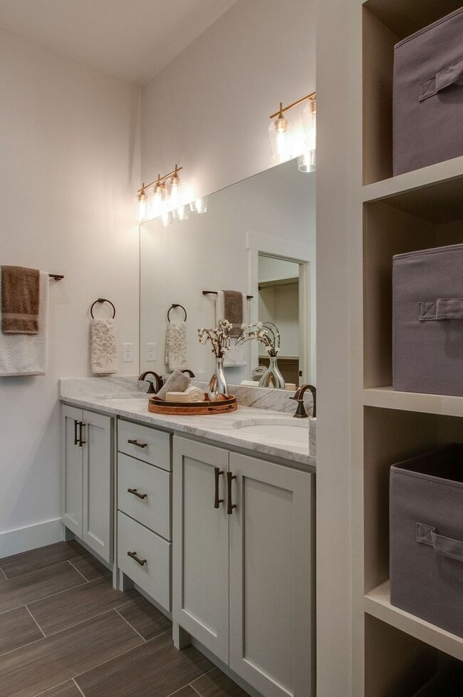 Building Photo - Amazing Location - 3 Bed, 2.5 Bath w/ Vaulted Ceilings and Covered Deck