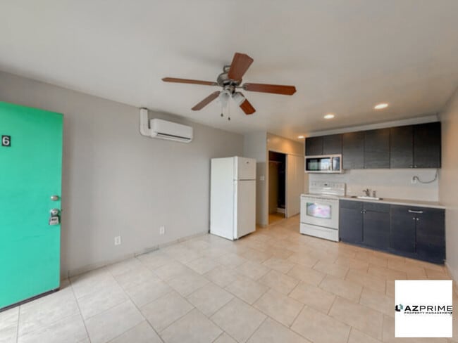 Building Photo - Cozy and Contemporary Phoenix Studio Featuring a Smart, Open Layout and Modern Upgrades Throughout.