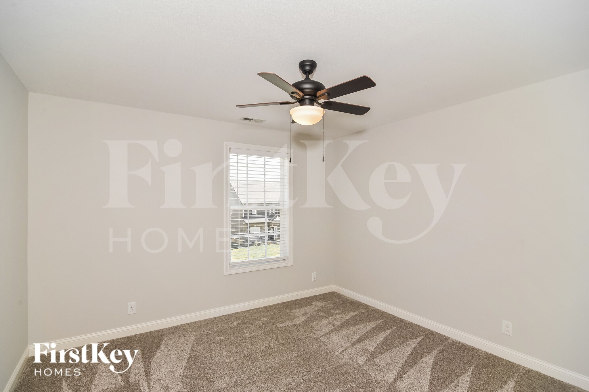 Building Photo - 388 Abeline Dr