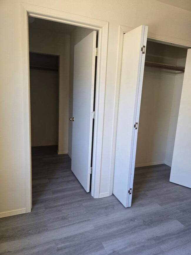 Building Photo - 3 Bedroom in Bloomfield