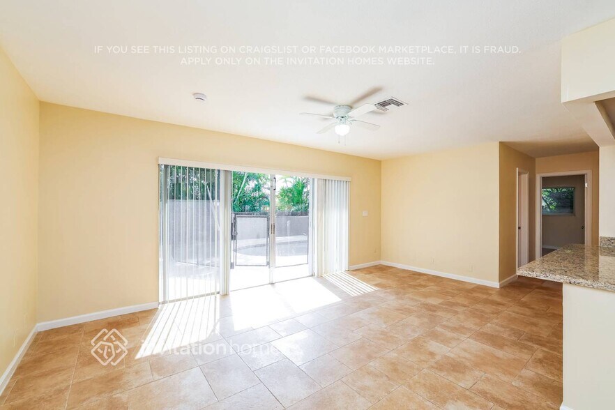 Building Photo - 228 NE 25th St