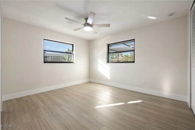 Building Photo - 5308 Shalley Cir E