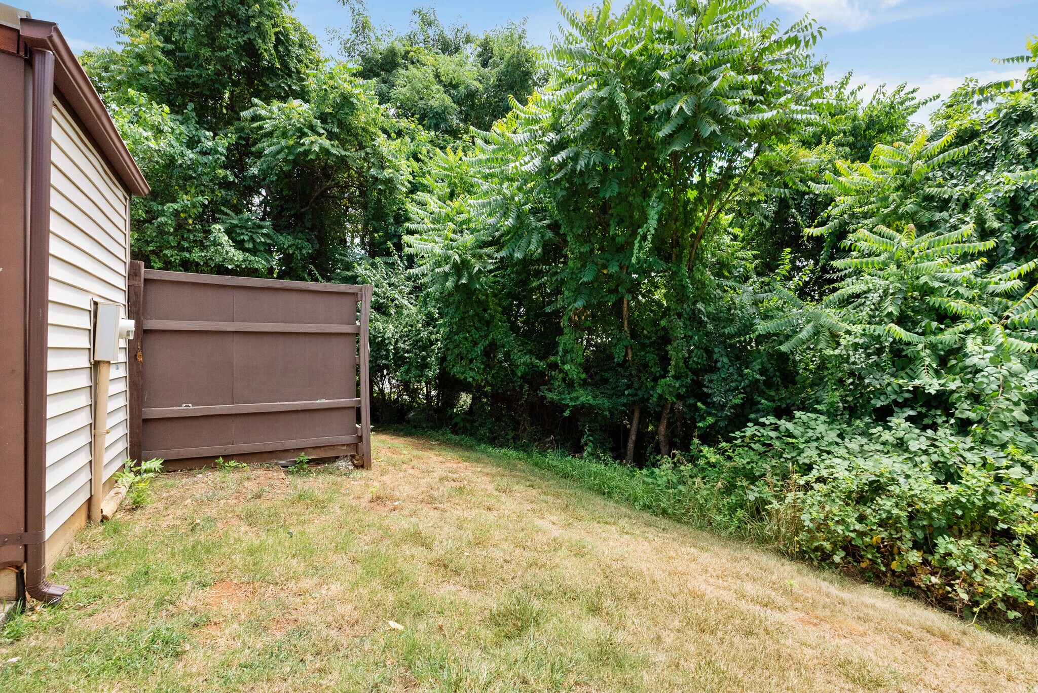 Building Photo - 109 Fountain Dr
