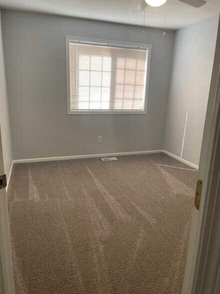 2nd Bedroom - 7425 Wistful Vista Dr