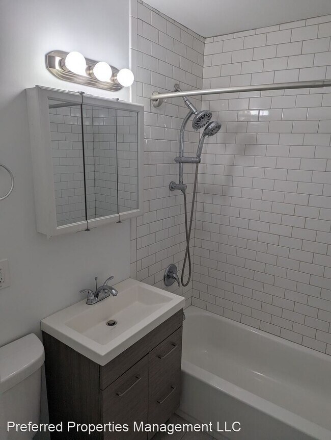 Building Photo - 1 br, 1 bath House - 623 Thomas Street Apa...