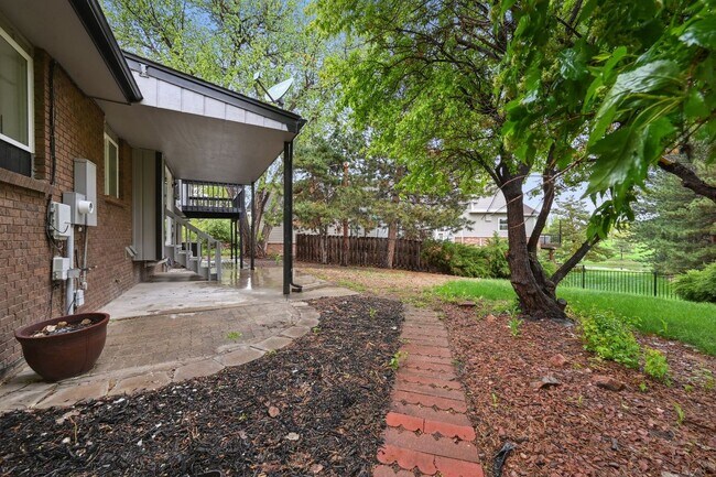 Building Photo - 11351 Quivas Way