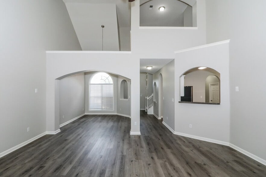 Building Photo - 2721 Misty Bay Dr