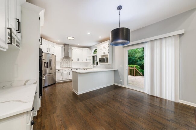 Building Photo - 1106 Portsmouth Cir