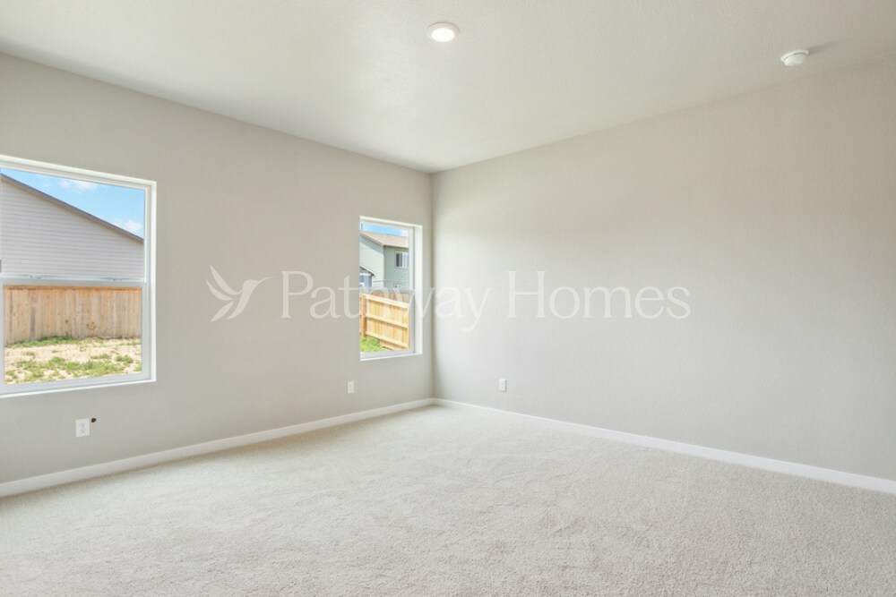 Building Photo - 963 Cascade Falls St