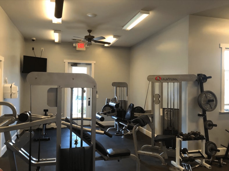 Building Photo - 3831 Cherokee Woods Way