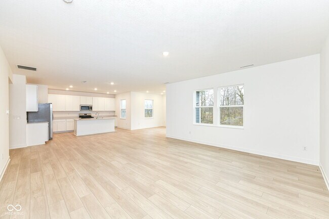 Building Photo - 16946 Daly Dr