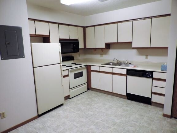 Building Photo - $1,060 | 2 Bedroom, 1 Bathroom Condo | Pet Friendly* | Sublease* | Available for December 12th, 2...
