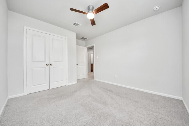 Building Photo - 68 Valiant Ridge Trail