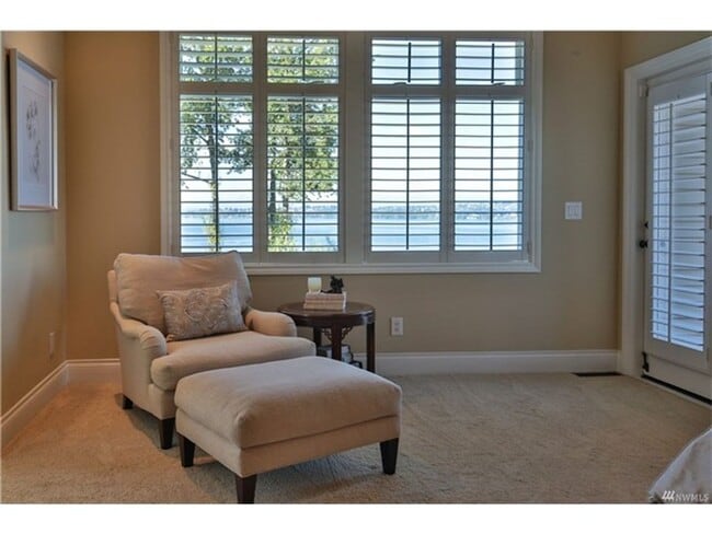 Building Photo - 4bd/3.5ba Kirkland House