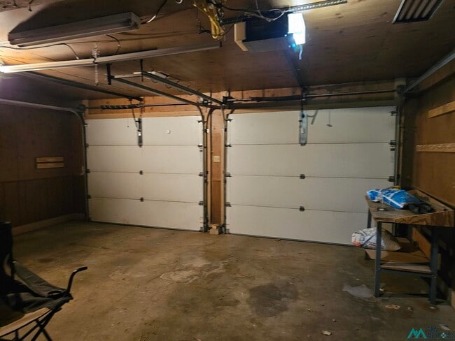 Building Photo - 2305 North Dr