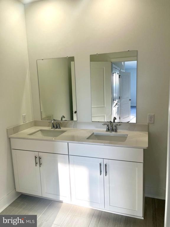 Building Photo - 30308 Radford Ct