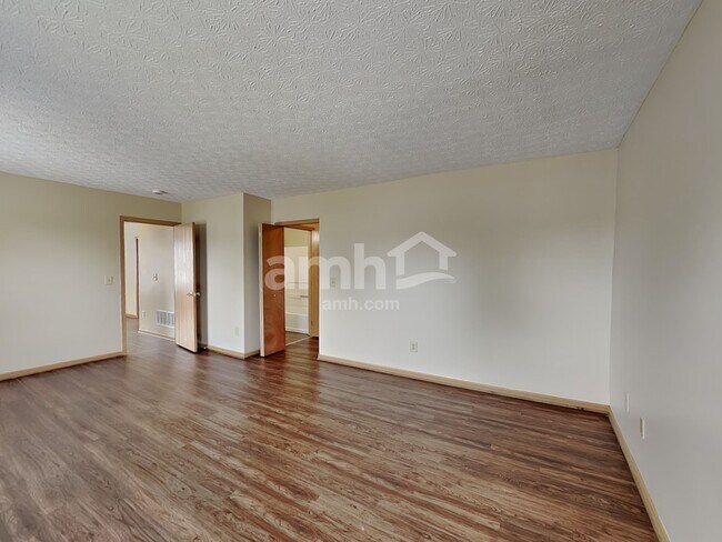 Building Photo - 7523 Canal Highlands Blvd