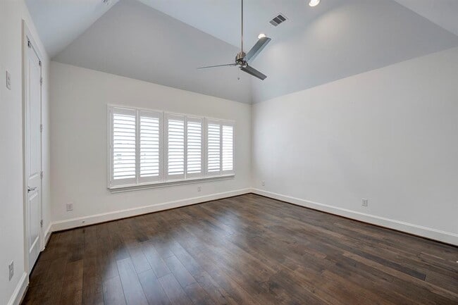 Building Photo - 3315 Timbergrove Heights St.