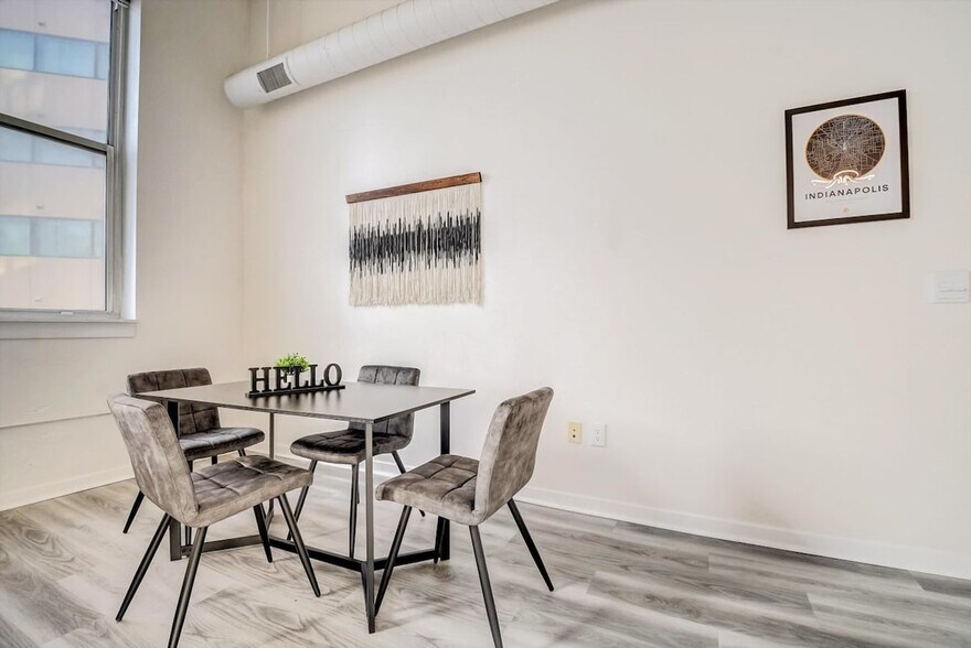 Building Photo - 50 N Illinois St