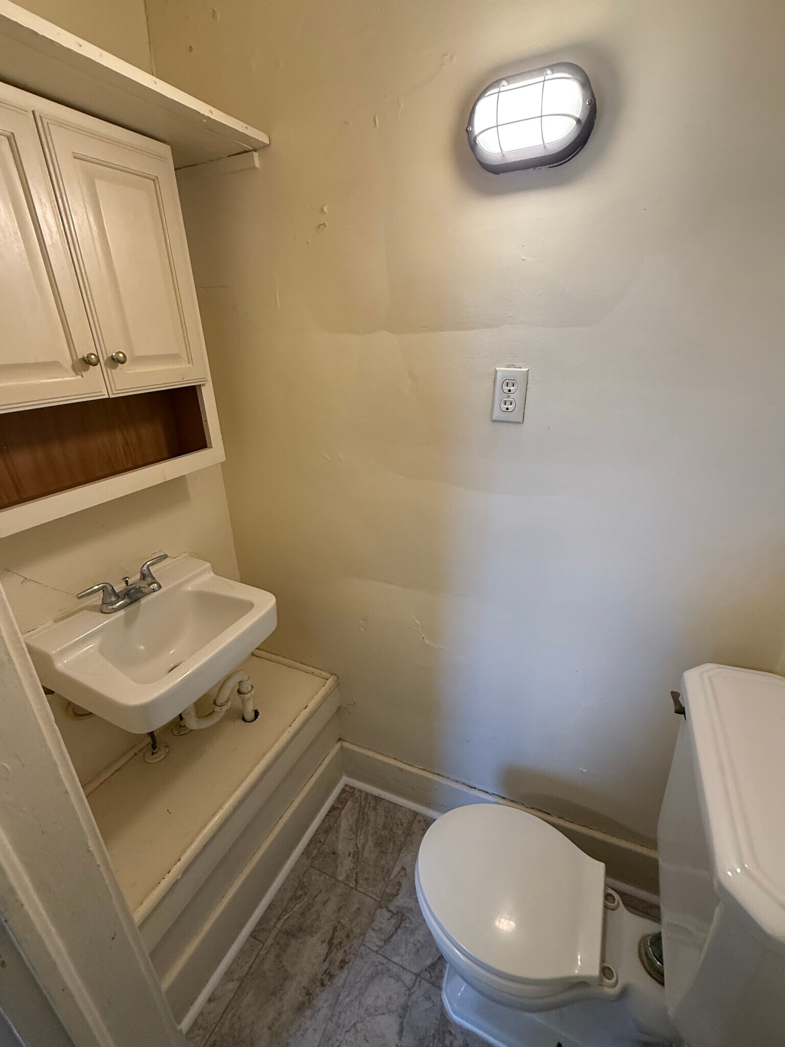 Building Photo - 315 N 10th St