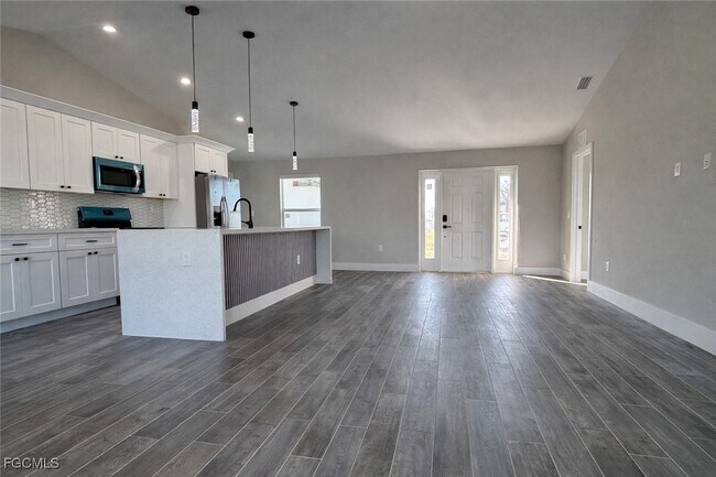 Building Photo - 2321 NW 30th Terrace